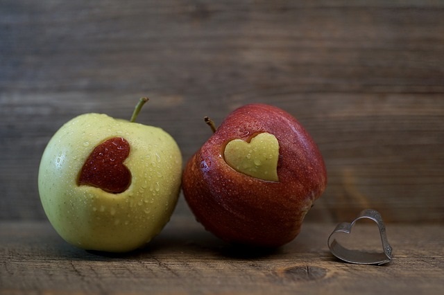 Apples with hearts for Valentines Day!