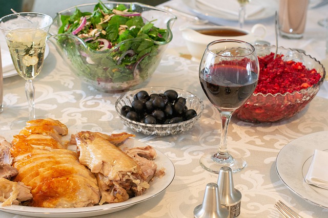 Tips for lightening the Thanksgiving Meal by Healthy Diet Habits!