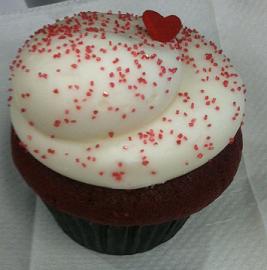 Holidays and Observances Valentines Day Food ideas - pictured is a Valentines Day Cupcake