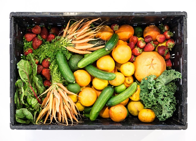 Spring Weight Loss Tips - Join a CSA and get a weekly produce box