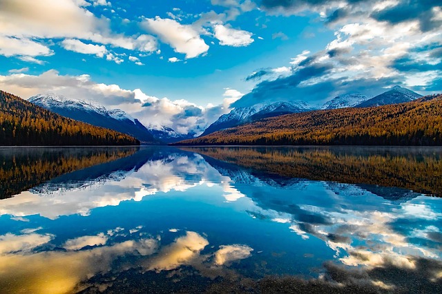 Montana State Holidays | Holidays and Observances
Pictured:
Lake McDonald at Glacier National Park
